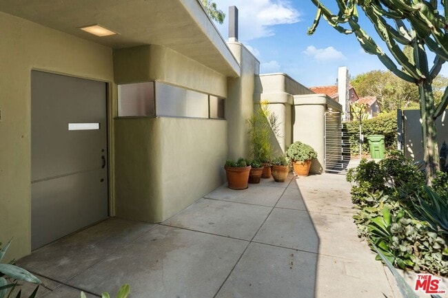 Photo - 1519 N Easterly Terrace House