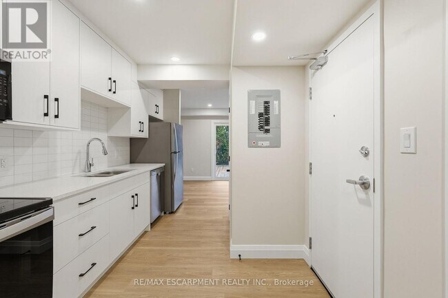 Photo du bâtiment - 231 Park St N