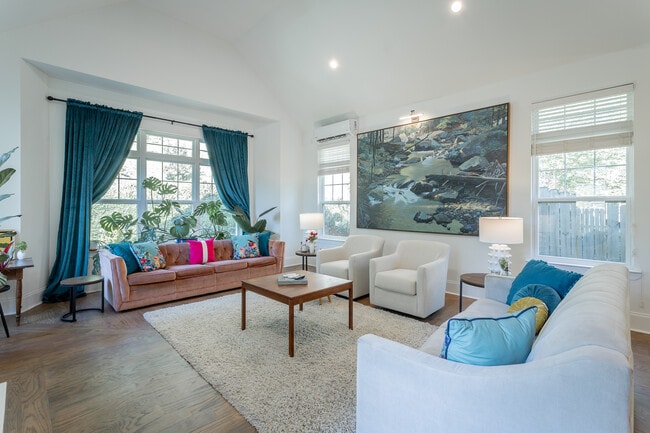 Foto del edificio - 515 Druid Ln