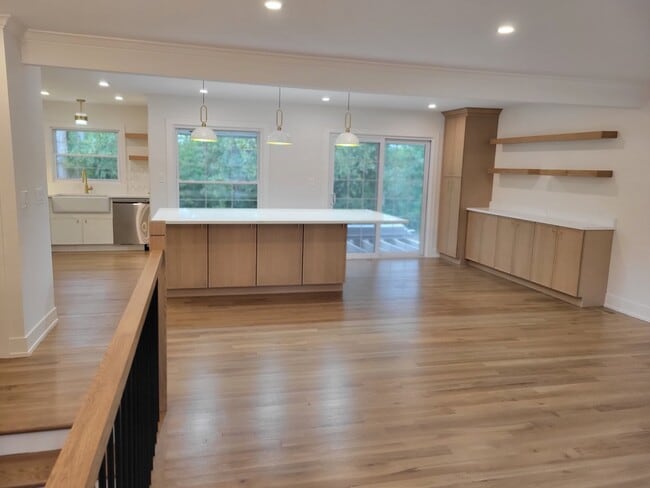 Foto del edificio - 2S245 Mayfield Ln