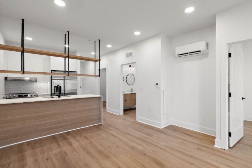 Foto principal - 801 N Market Street