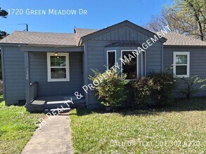 Building Photo - 1720 Green Meadow Dr