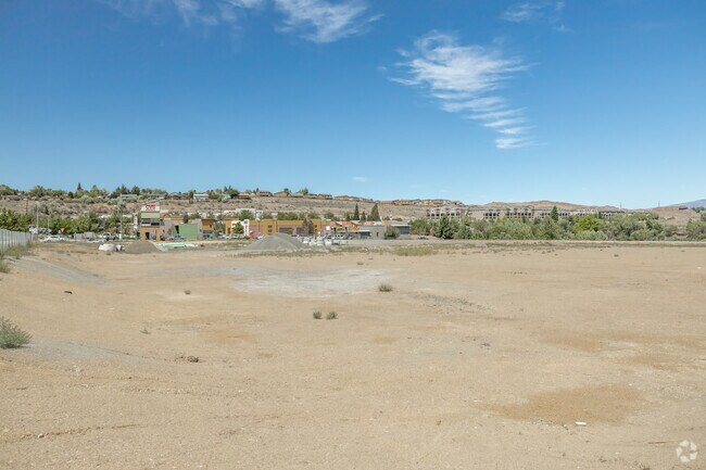 Building Photo - Calm at Northtowne