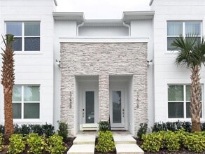 Building Photo - 17422 Serenidad Blvd