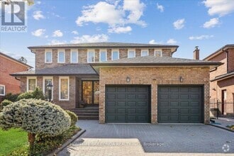 Building Photo - 17 Dowling Cir