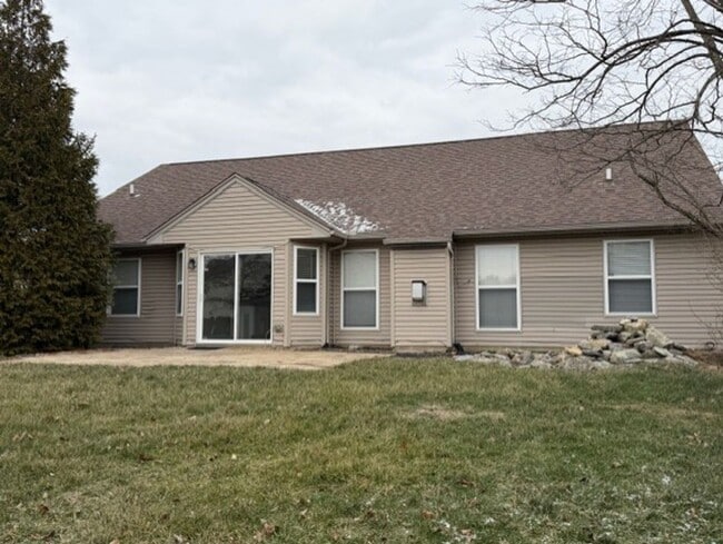 Foto del edificio - 3 Bed 1 Bathroom Single Family Home Available in Miamisburg*