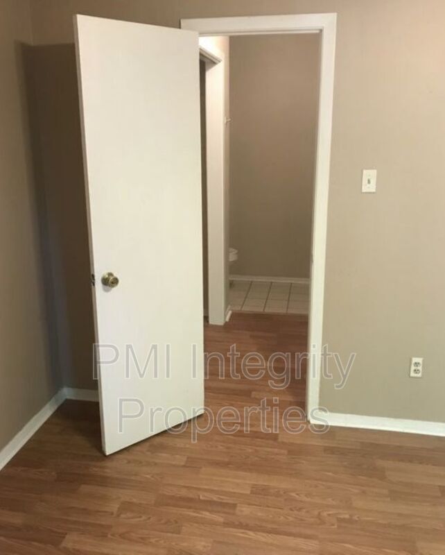 Foto del edificio - 110 Vieux Orleans Cir