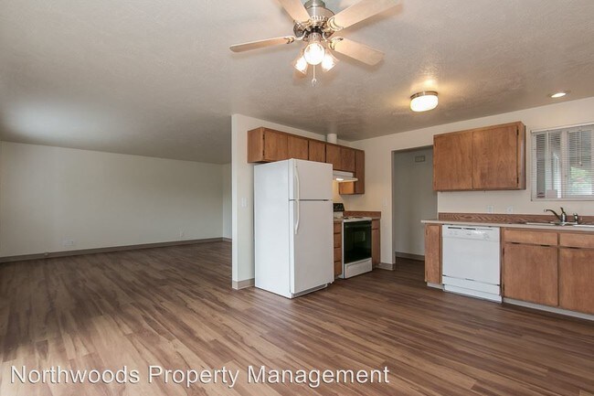 Building Photo - 3 br, 1 bath House - 2122 Amirante St