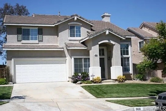 Building Photo - 868 Montague Dr