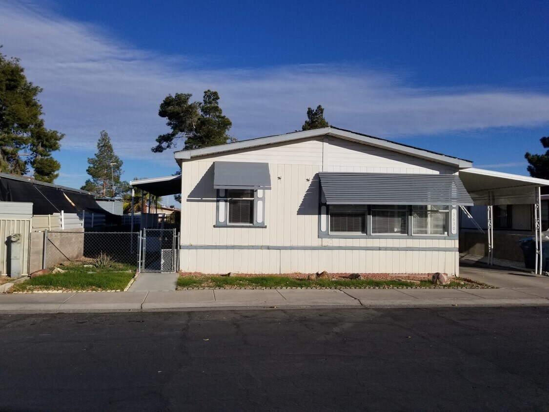 Primary Photo - 3630 Estes Park Dr