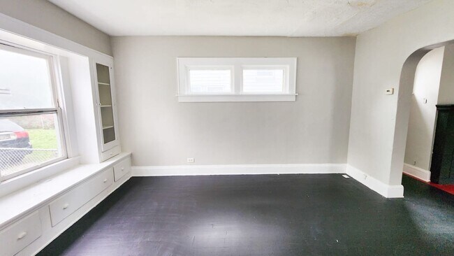 Foto del edificio - Move in ready!