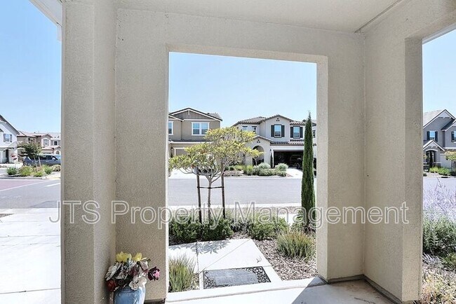 Foto del edificio - 4268 Emerald Gate Ln