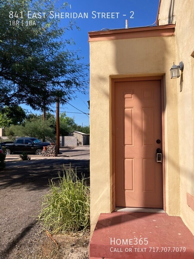 Building Photo - New Opening for a 1BD in the Coronado!