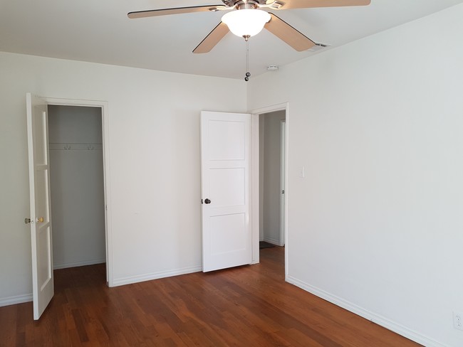 Bedroom 1 - 2444 Oak St