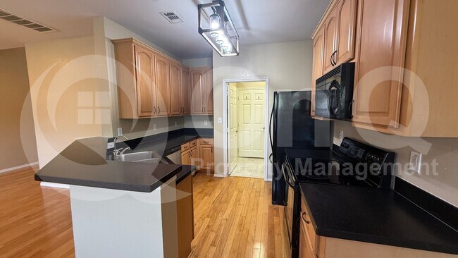 Foto del edificio - 9849 Wilkins Way