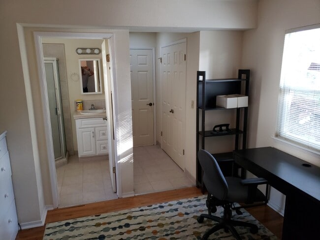 Foto del edificio - 1 Via Buena Vista