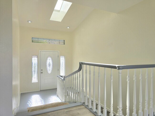 Foto del edificio - 2 Bedroom Home with Sound, Island and Ferr...