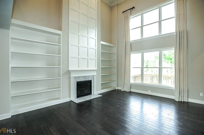 Building Photo - 3821 Suwanee Green Pkwy