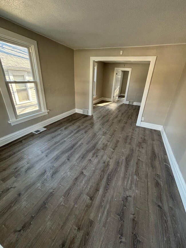 Building Photo - 3834 Waco Dr