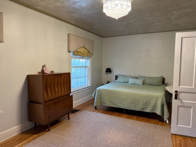 Foto del edificio - 214 Norwood Ave