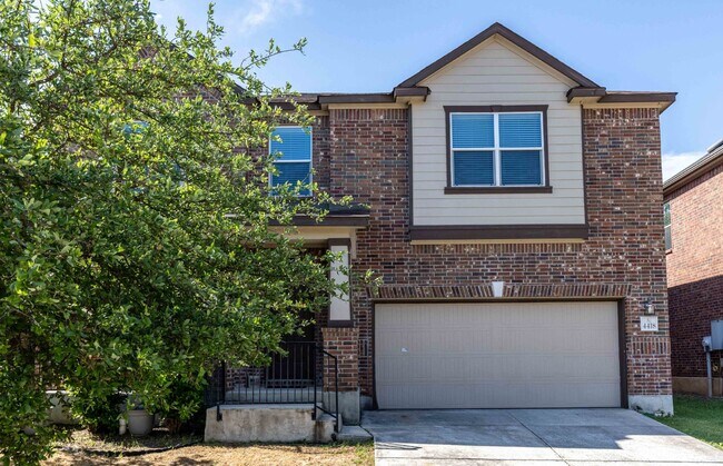 Building Photo - 4418 Montrose Wood