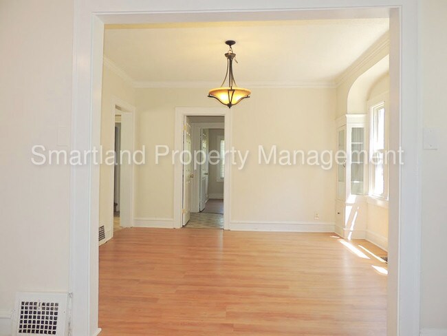 Foto del edificio - 3677 Ludgate Rd