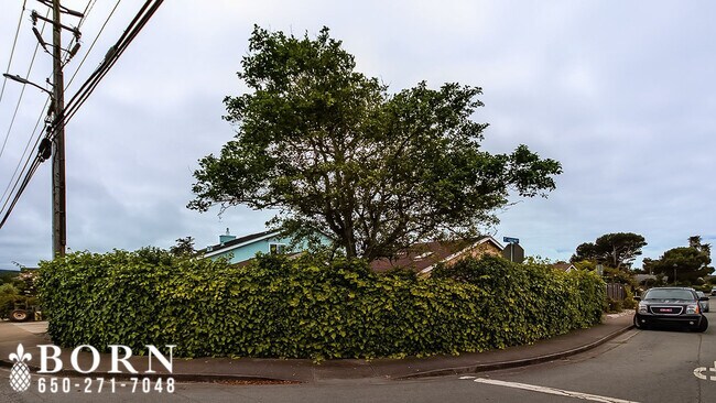 Foto del edificio - 1350 Cabrillo Hwy N