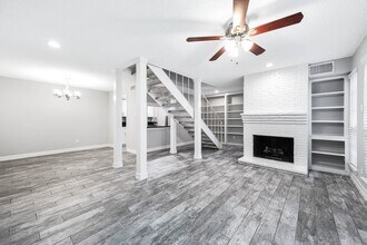 Building Photo - 5528 Beverly Hill St