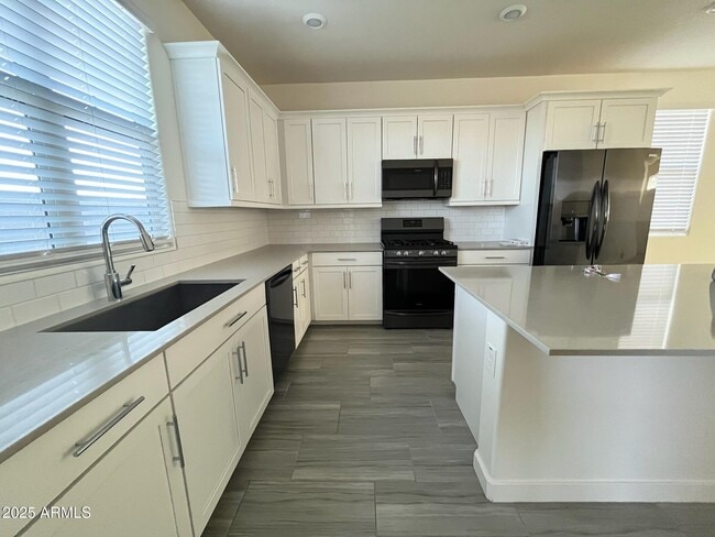 Foto del edificio - 710 N Bay Dr