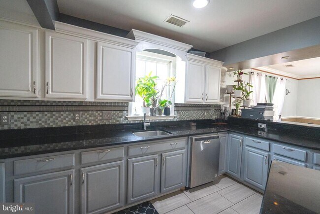 Building Photo - 6308 Ager Rd