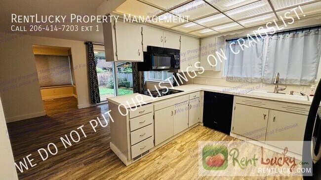 Foto del edificio - 834 Maplewood Ave