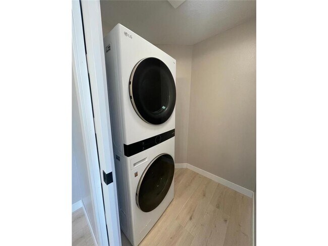 Foto del edificio - 1232 45th Ave NE