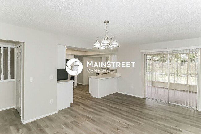 Building Photo - 3 Bedroom Pet-Friendly Home in Lutz, FL wi...