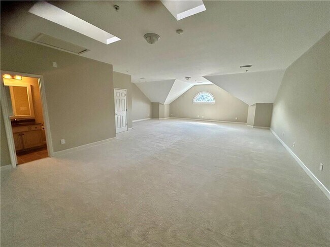 Building Photo - 2254 Edgartown Ln SE