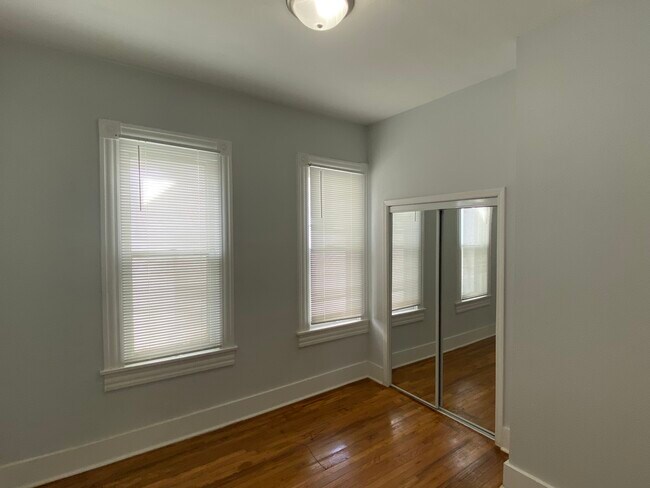 Foto del edificio - 6202 Washington St
