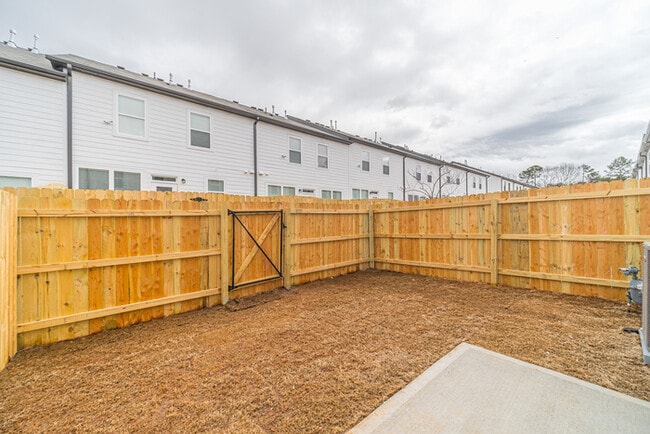 Building Photo - 56 Garrison Dr