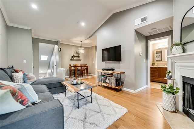 Building Photo - 2601 Preston-4045