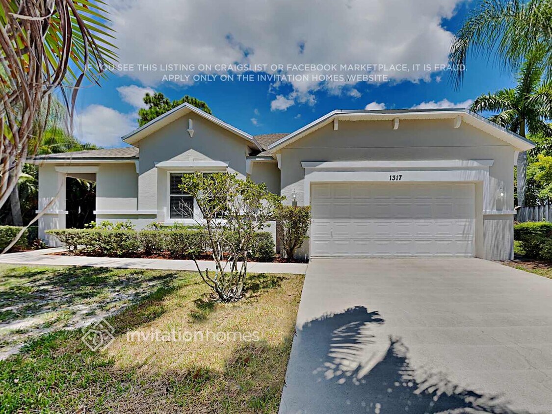 Primary Photo - 1317 SW California Blvd