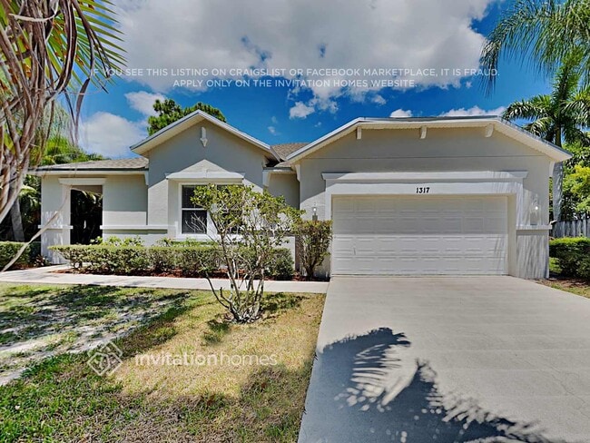 Building Photo - 1317 SW California Blvd