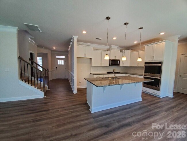 Foto del edificio - 3013 Lydney Cir