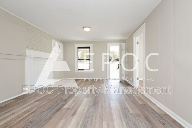 Foto del edificio - 3225 Summit Ave