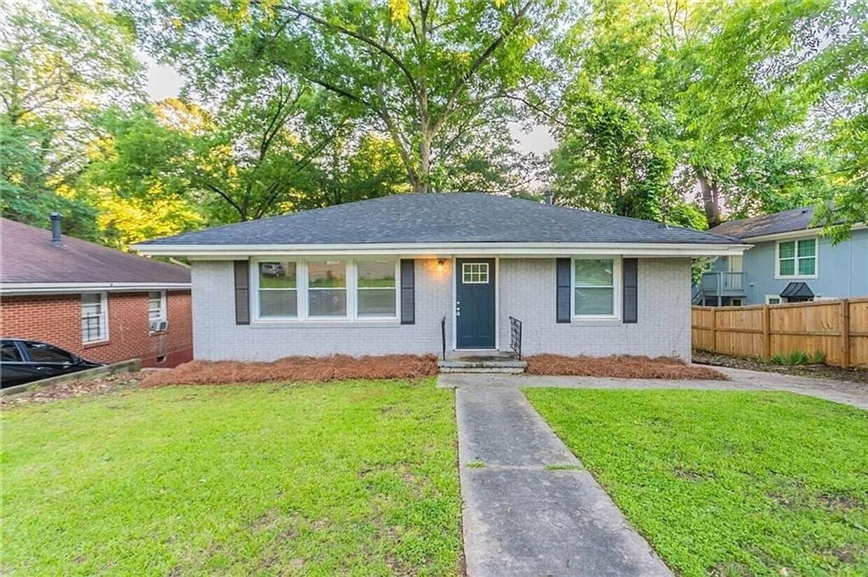 Foto principal - 1760 Spring Ave