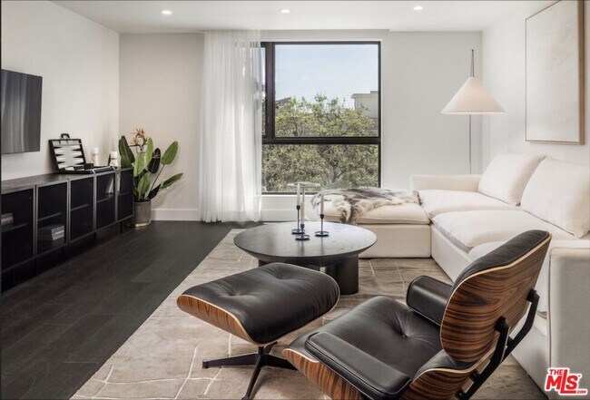 Foto del edificio - 724 Croft Ave