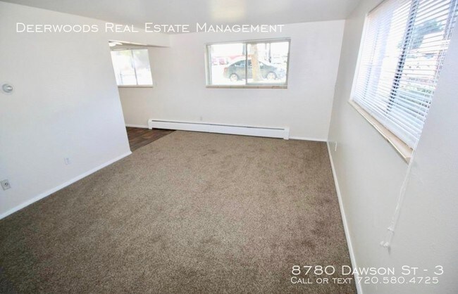 Foto del edificio - 8780 Dawson St