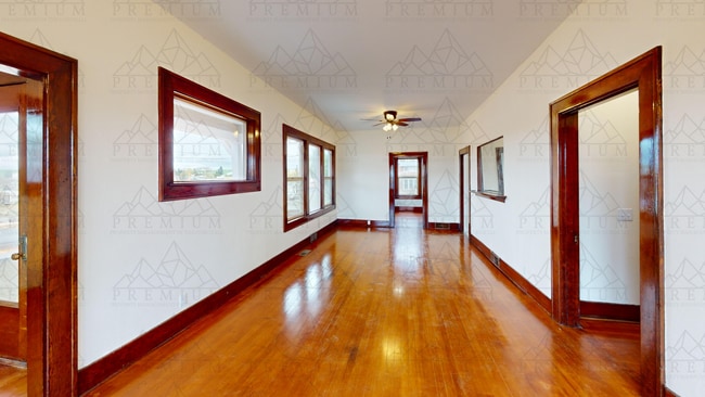 Building Photo - 620 Pemberton St