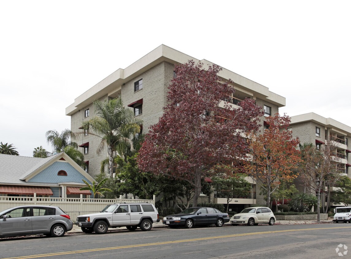 Foto del edificio - 3560 1st Ave