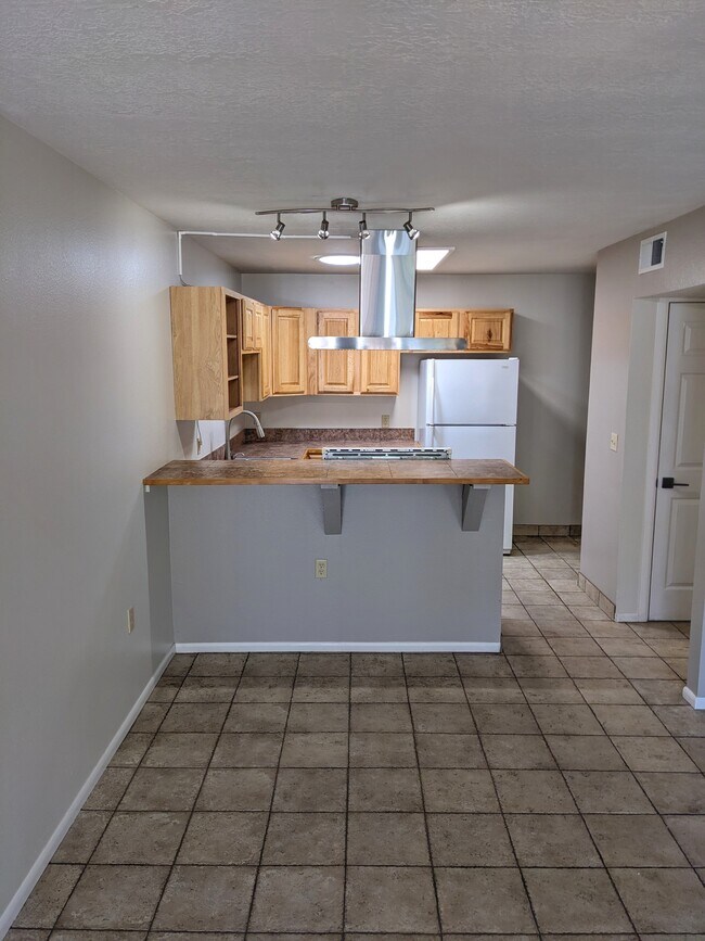 Foto del edificio - 5340 Heritage Way NE