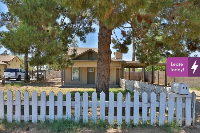Foto del edificio - 119 W 9th Pl