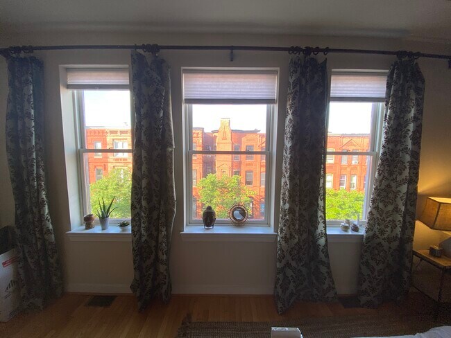 Foto del edificio - 1820 Madison Ave