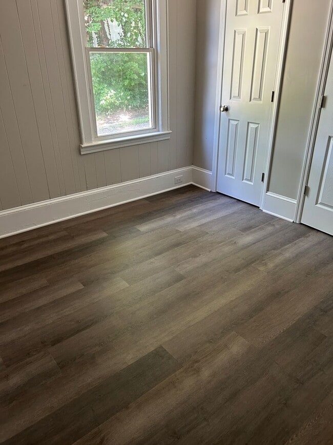 Foto del edificio - 2315 Dacian St